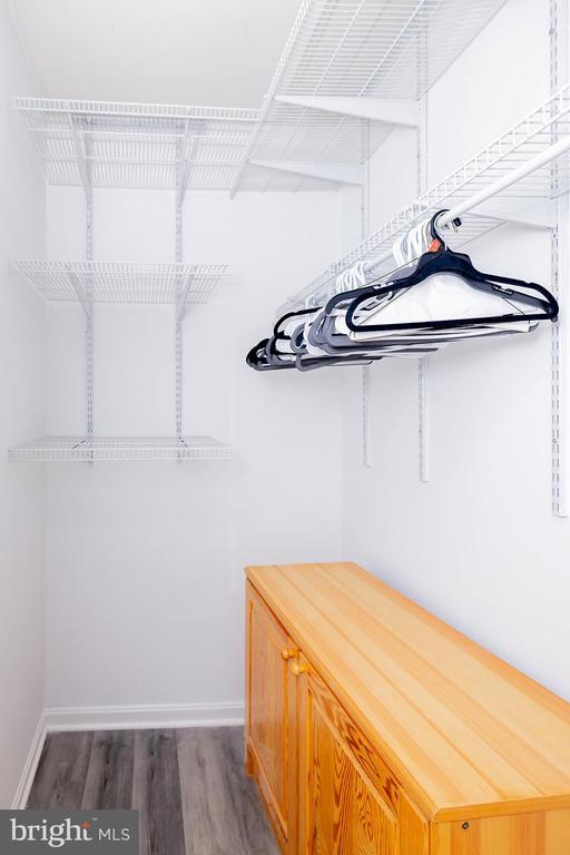 Building Photo - 11373 Aristotle Dr