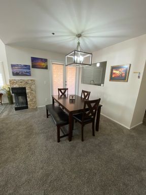 Building Photo - Awesome Furnished Townhouse in the heart o...