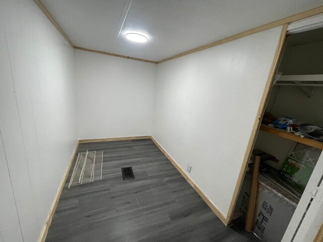 Building Photo - 22983 Seaspray Pl