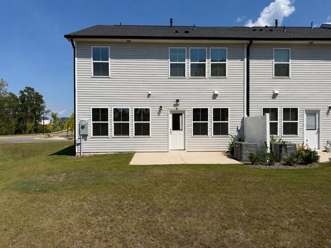 Building Photo - 2123 Sun Vibes Wy