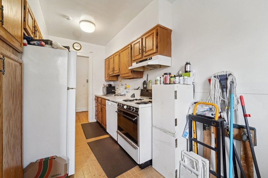 Building Photo - 69 Harney Rd