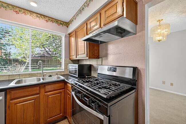 Building Photo - 4514 Treasure Trail