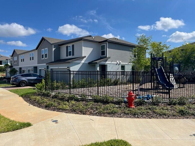 Building Photo - 407 Legacy Lp