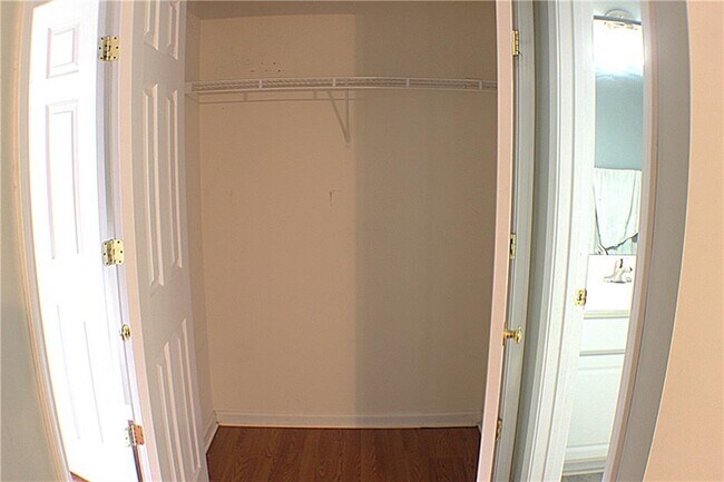 Building Photo - 437 Darter Dr NW