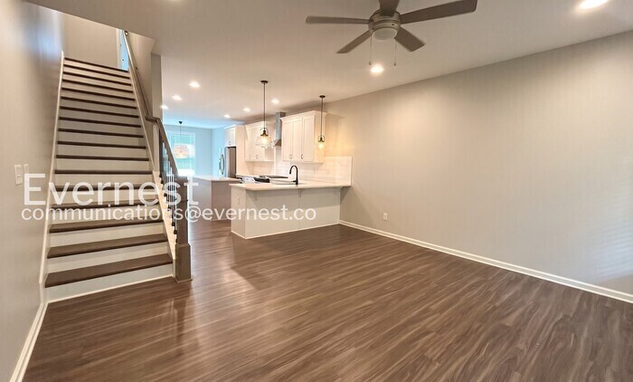 Building Photo - 764 Cady Way