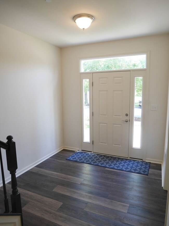 Building Photo - Stunning 3 Bedroom Townhouse Easton, MD