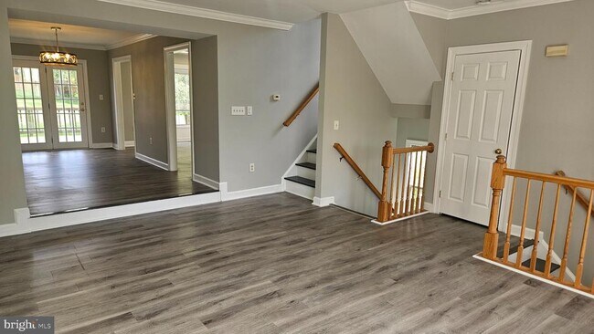 Building Photo - 6089 Flagstone Ct