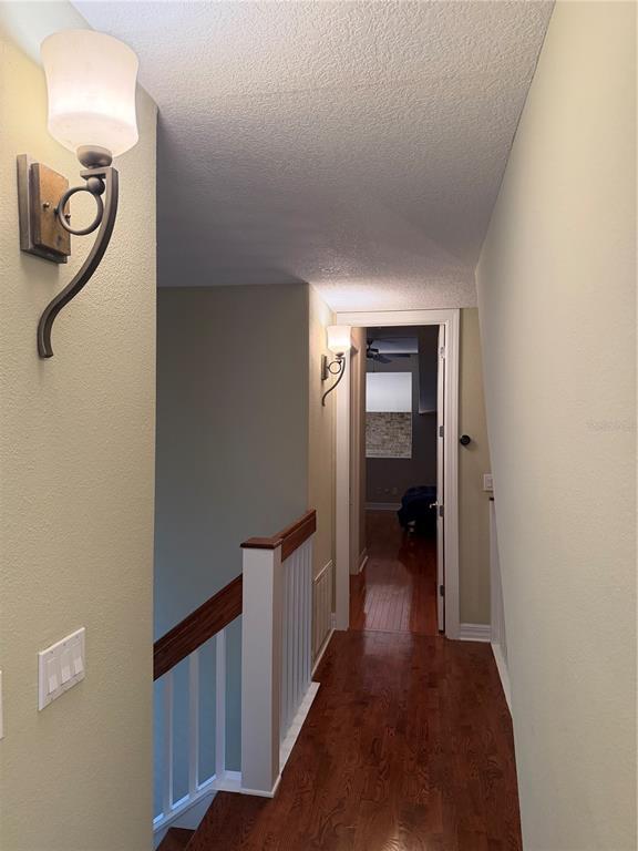 Building Photo - 1009 Elmwood St