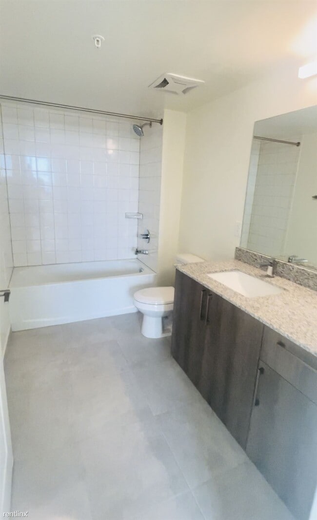 Building Photo - 1 br, 1 bath Condo - 70 NW 107th Ave NUEVO...