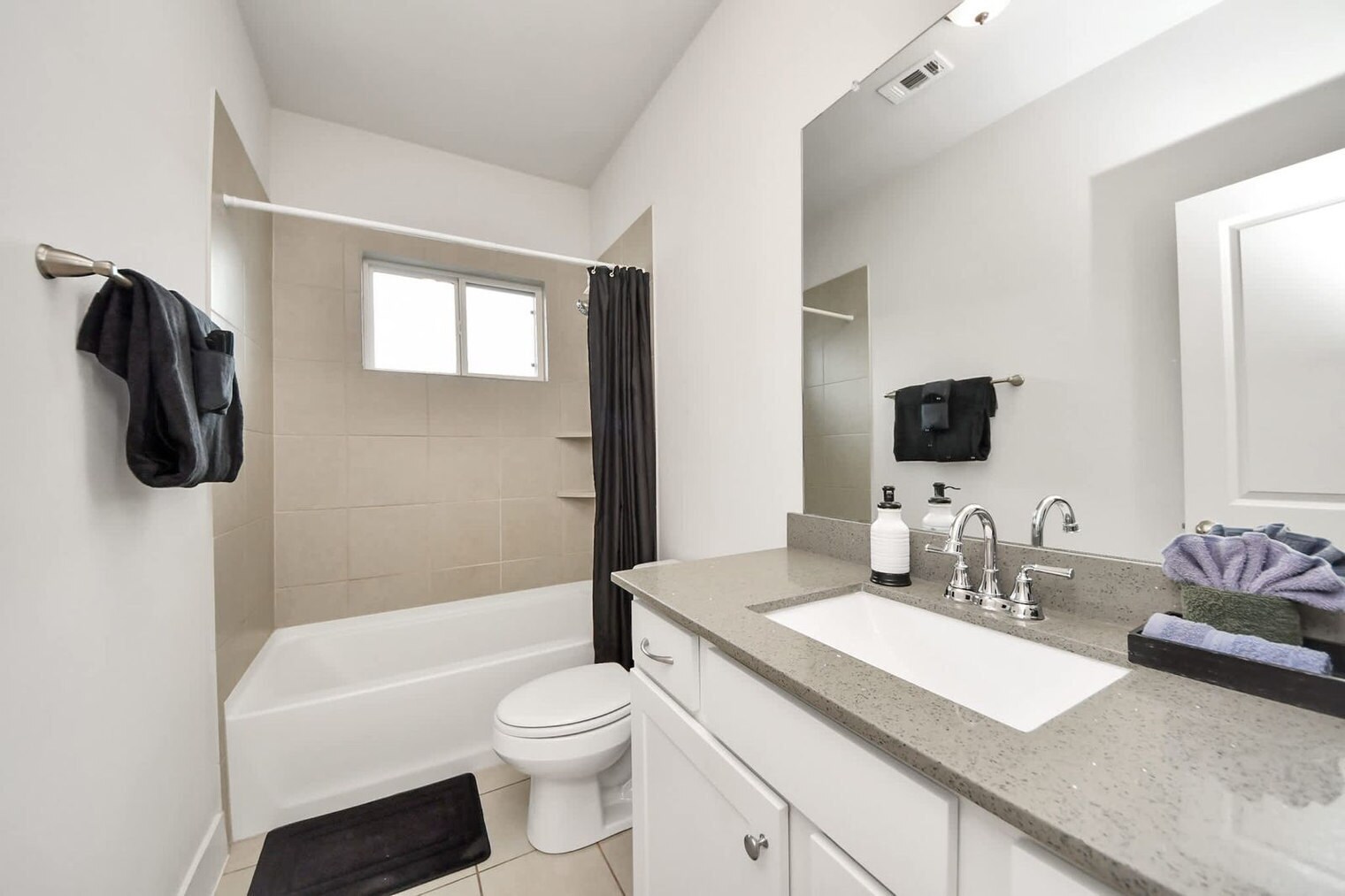 Building Photo - 3644-B Griggs Road-SI ID1047940P