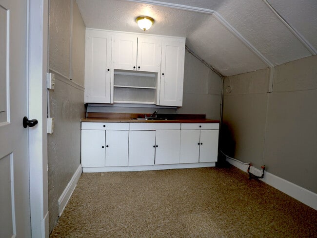 Building Photo - 457 E 143rd St