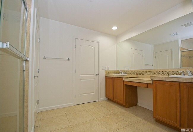 Building Photo - 10725 Cordero Dr
