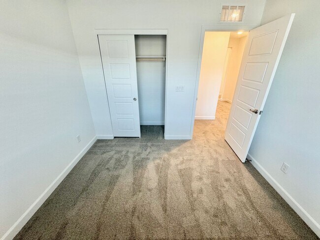 Building Photo - NEW, NEW, NEW! BEAUTIFUL 2 STORY HOME WITH...