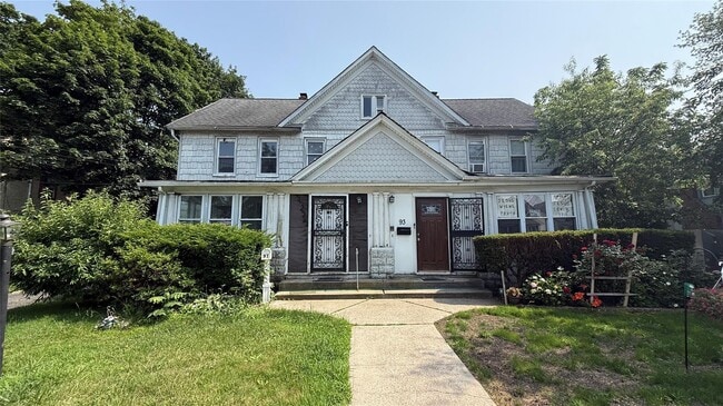 Building Photo - 91 Lincoln Pl