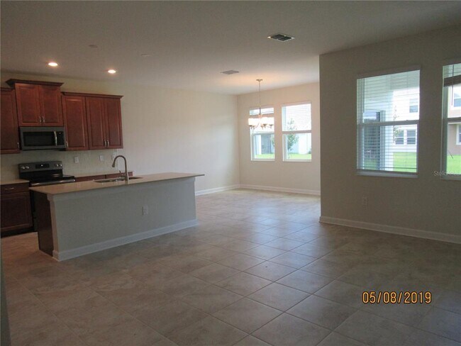 Building Photo - 4606 Rhythm Rd