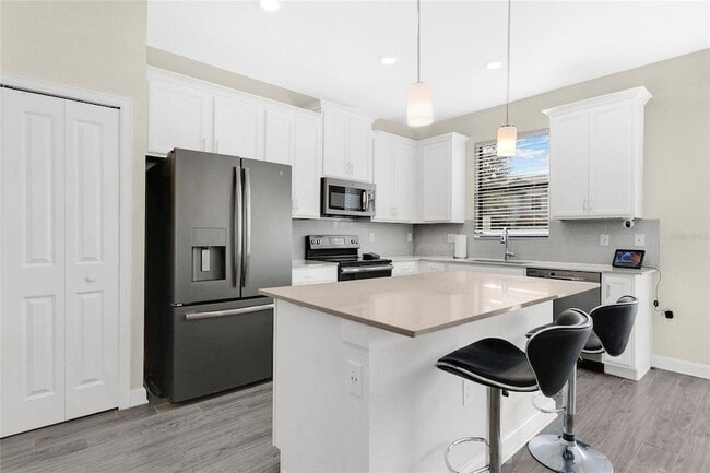 Building Photo - 1208 Payne Stewart Dr