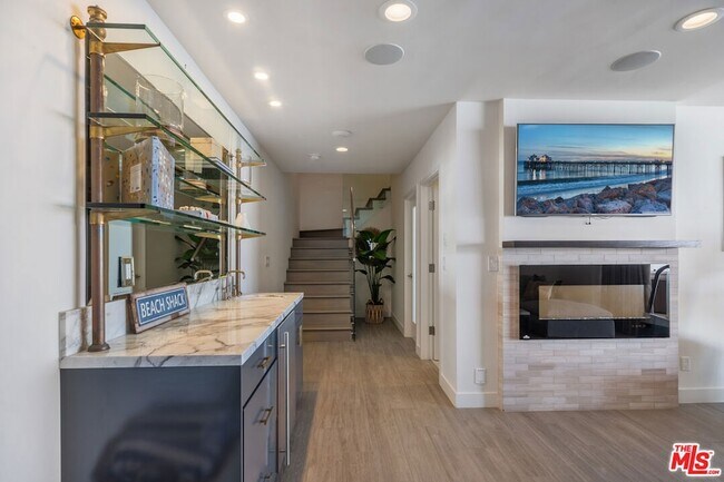 Building Photo - 26508 Latigo Shore Dr