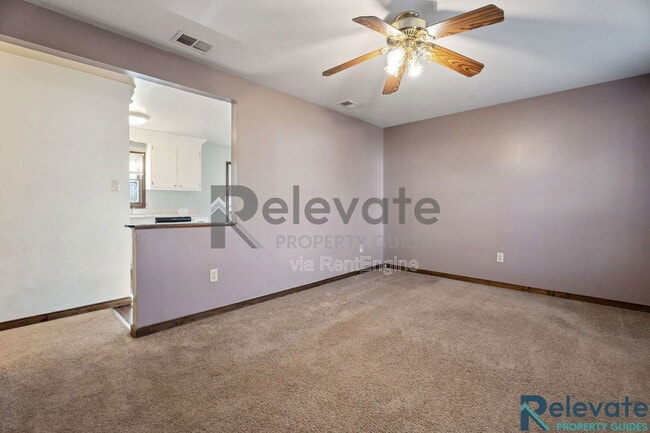 Building Photo - 4005 Peregrine Rd