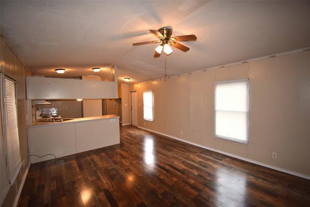 Building Photo - 6000 Spring Creek Rd