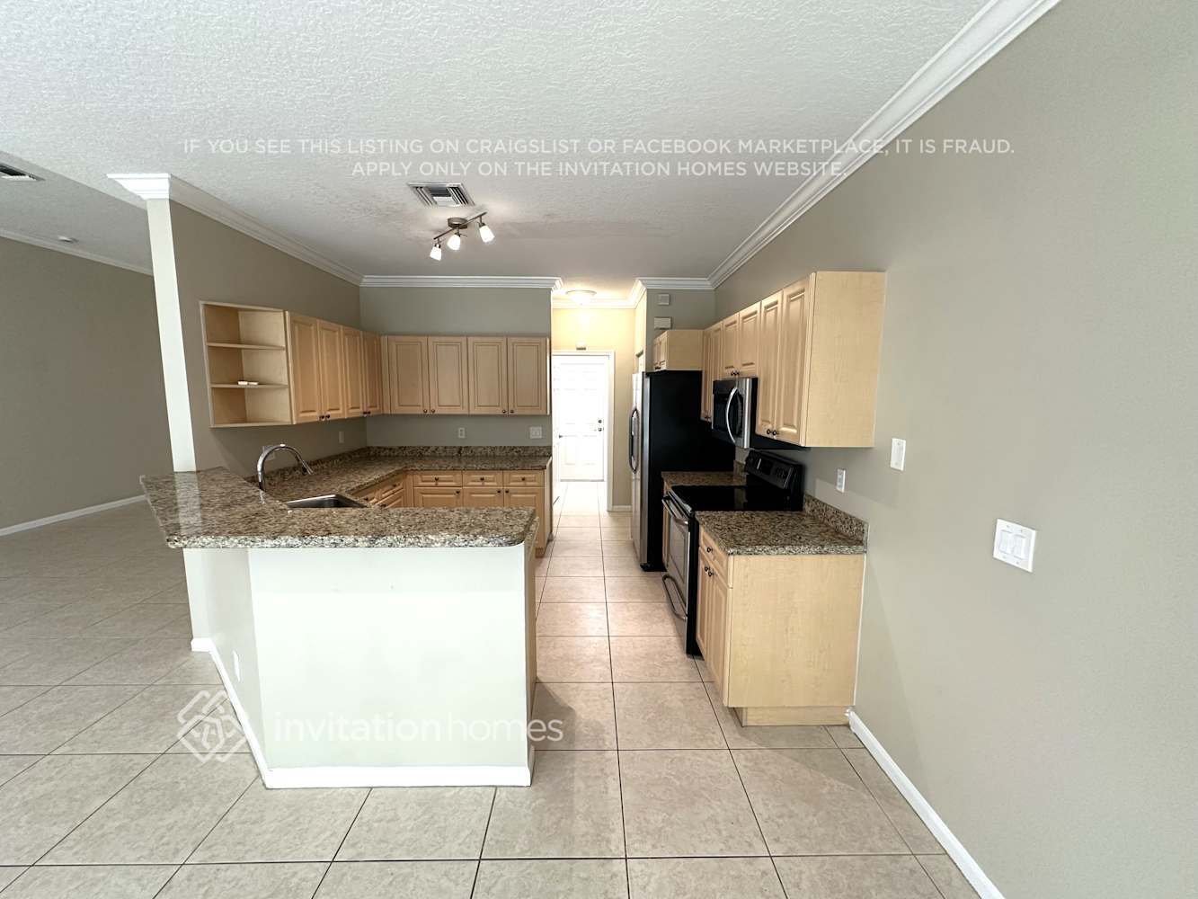 Building Photo - 3154 El Camino Real