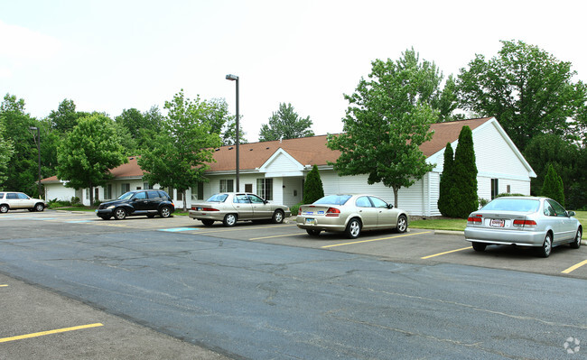 Building Photo - Meadow Vistas