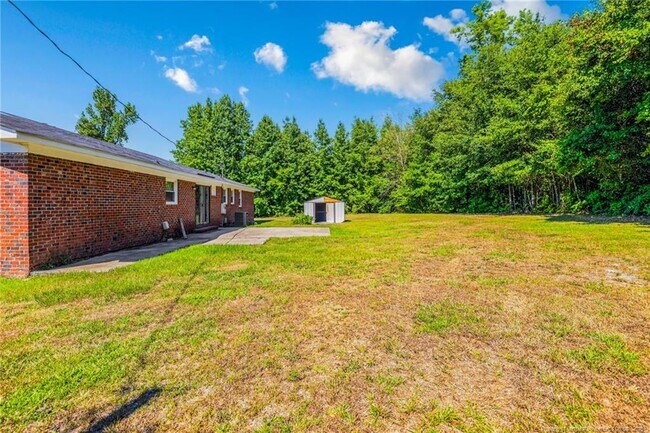 Building Photo - 7401 Paxton Dr