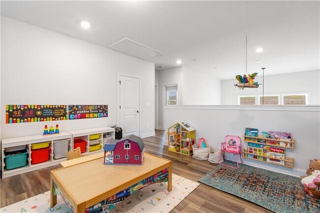 Building Photo - 409 Carmichael Cir