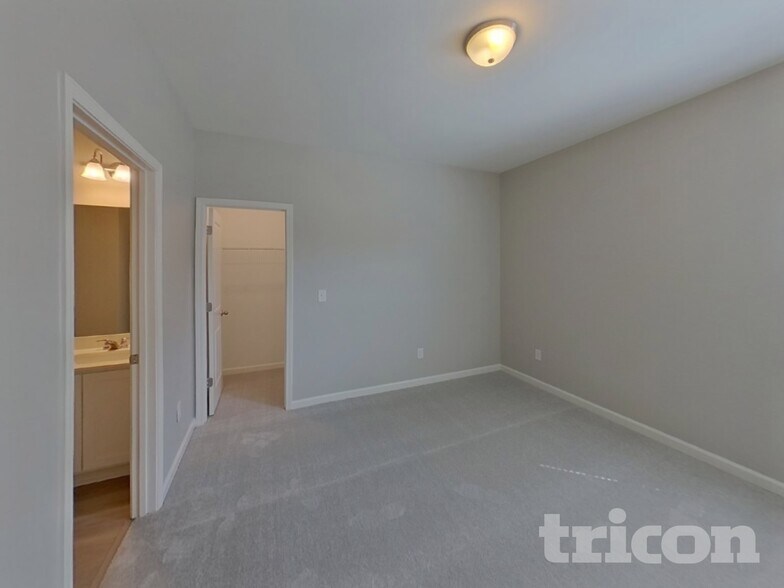 Building Photo - 31 Mccall Wy