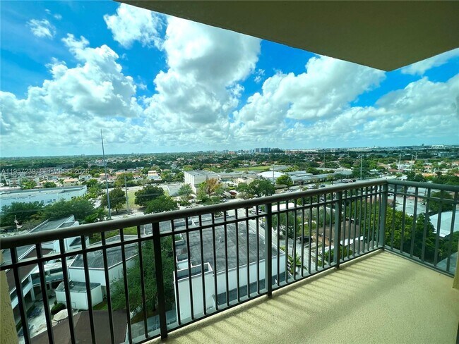 Building Photo - 4242 NW 2nd St