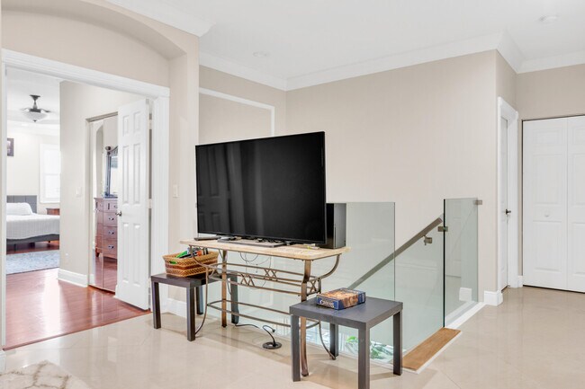 Building Photo - 8155 Viale Matera