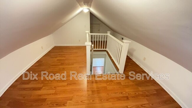 Building Photo - 1425 Welsh Ave