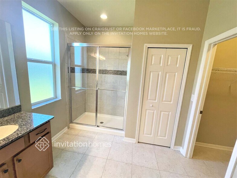 Building Photo - 7821 112th Ave E