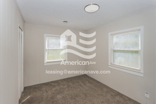 Building Photo - 1676 Hurley Cir