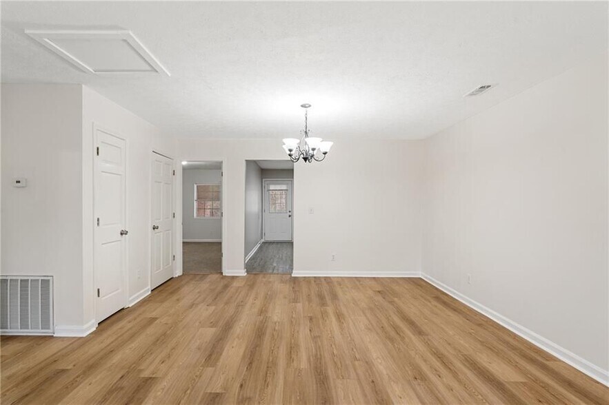 Building Photo - 6290 Love St