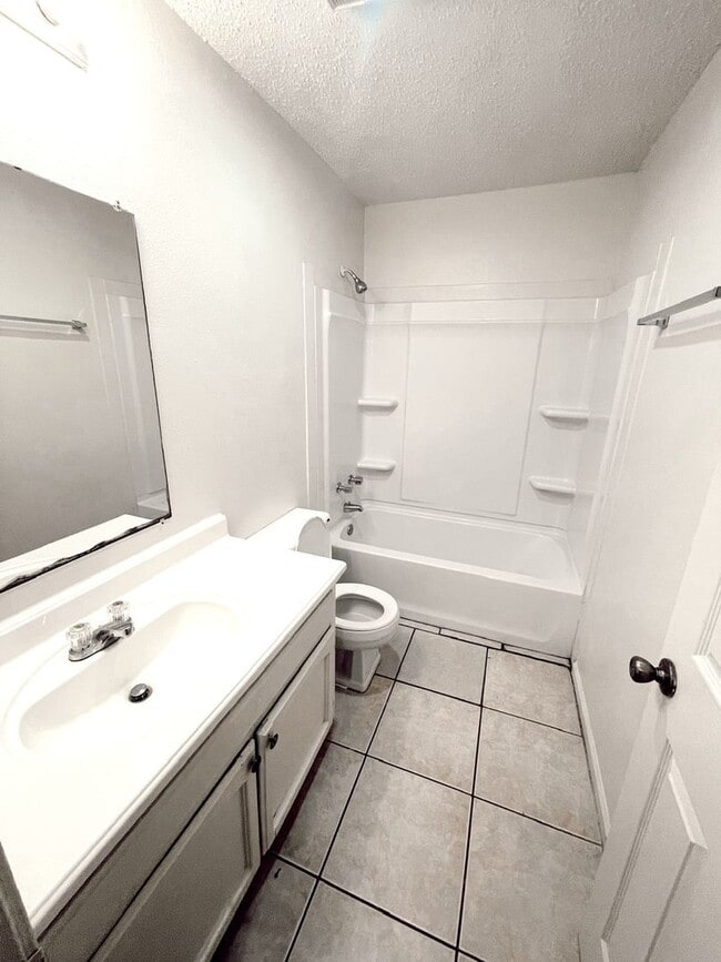 Building Photo - 1657 Starboard Dr