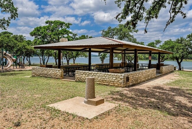 Building Photo - 3703 Stillwood Ln