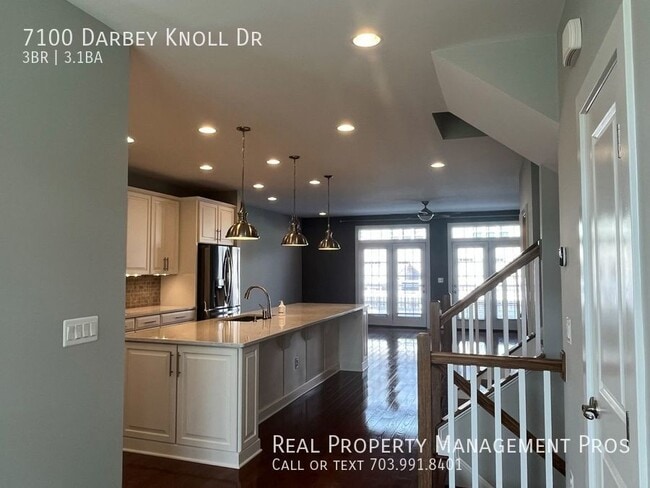 Building Photo - 7100 Darbey Knoll Dr