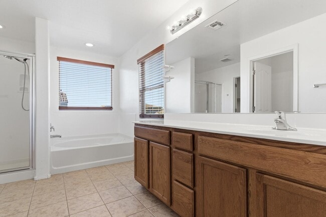 Building Photo - 4119 S 186th Ave