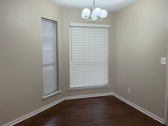 Building Photo - Garden home in Tangerine subdivision