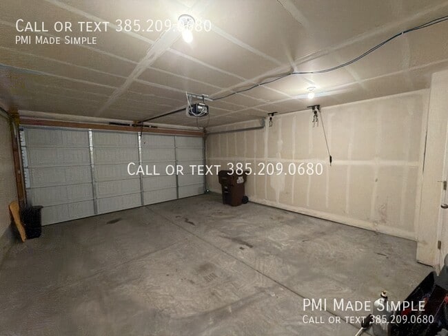 Building Photo - 3901 Buckland Dr