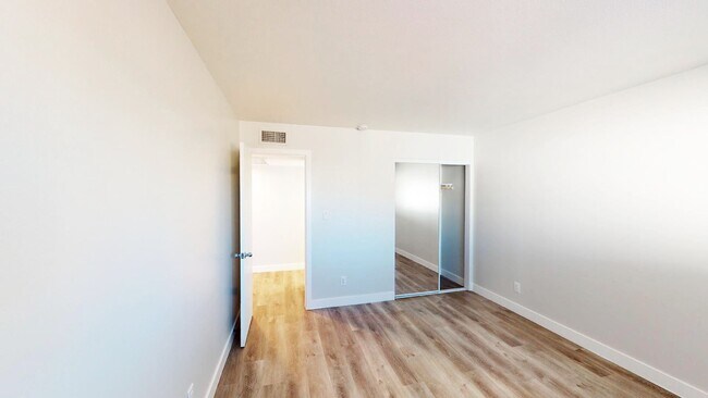 Building Photo - 1714 E Ocotillo Rd