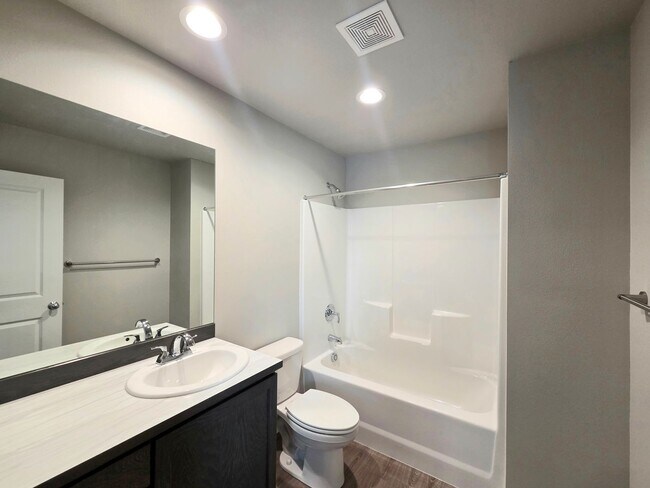 Building Photo - Sage Brooke Neighborhood 3 Bed, 2 Bath House for Rent!