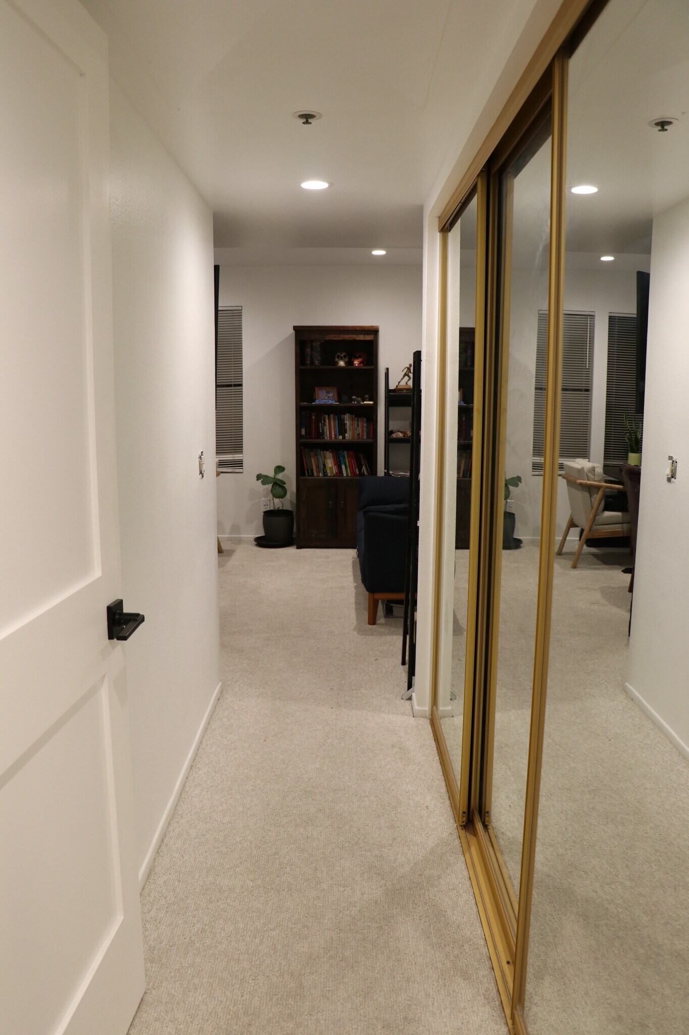 Building Photo - 35 Linden Ave