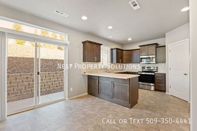 Building Photo - 4280 W Wood Ct
