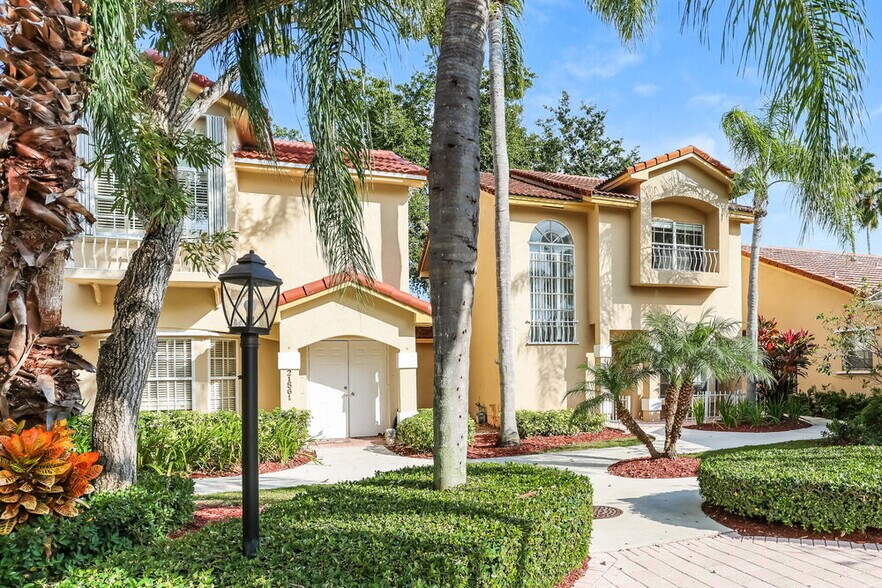 Building Photo - 21563 SW 87th Ct