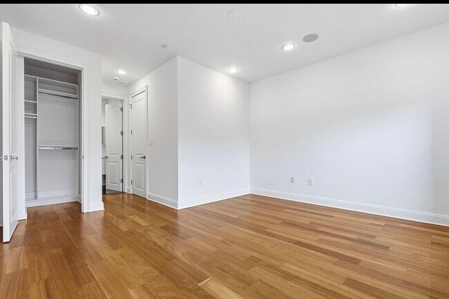 Building Photo - 312 W 138th St