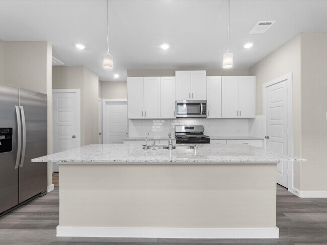 Building Photo - 2010 W Darlington Oak Ct