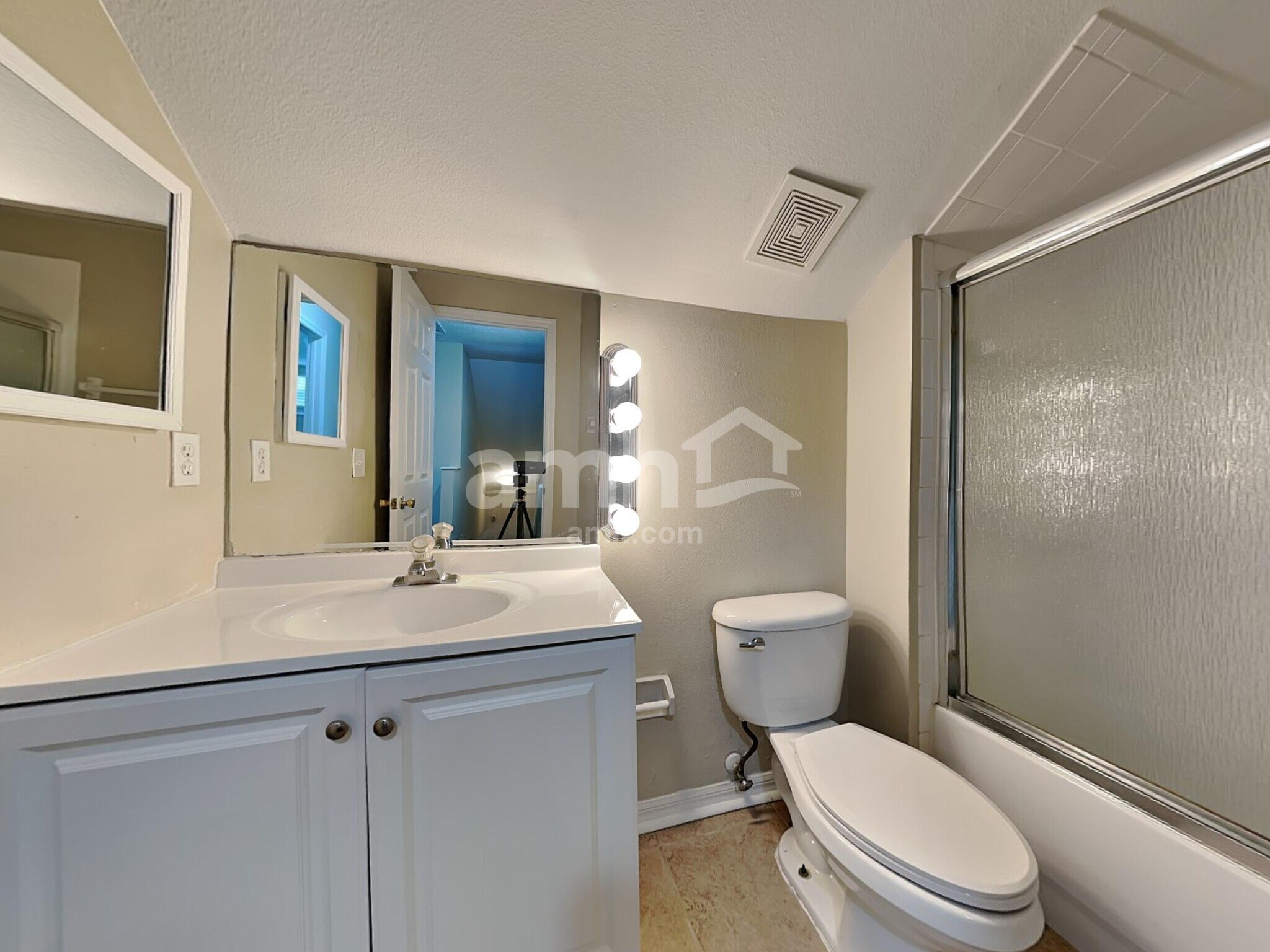 Building Photo - 622 Cape Cod Cir