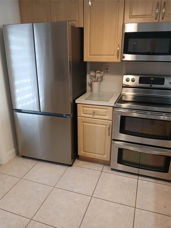 Building Photo - 1893 S Ocean Dr