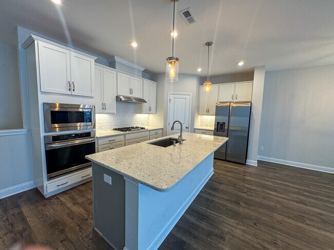 Building Photo - 2202 Rooster Spur Ct